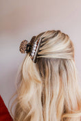 Load image into Gallery viewer, Leopard + Pearl Claw Clip
