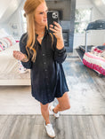 Load image into Gallery viewer, Z Supply Dover Linen Dress - Black