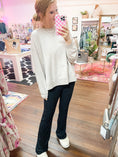 Load image into Gallery viewer, Z Supply Modern Weekender - Heather Latte