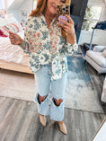 Load image into Gallery viewer, Levi Floral Button Down

