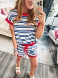 Load image into Gallery viewer, Baily Striped Set
