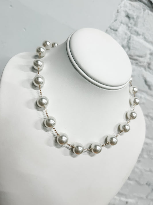 Mystic Shore Pearl Necklace