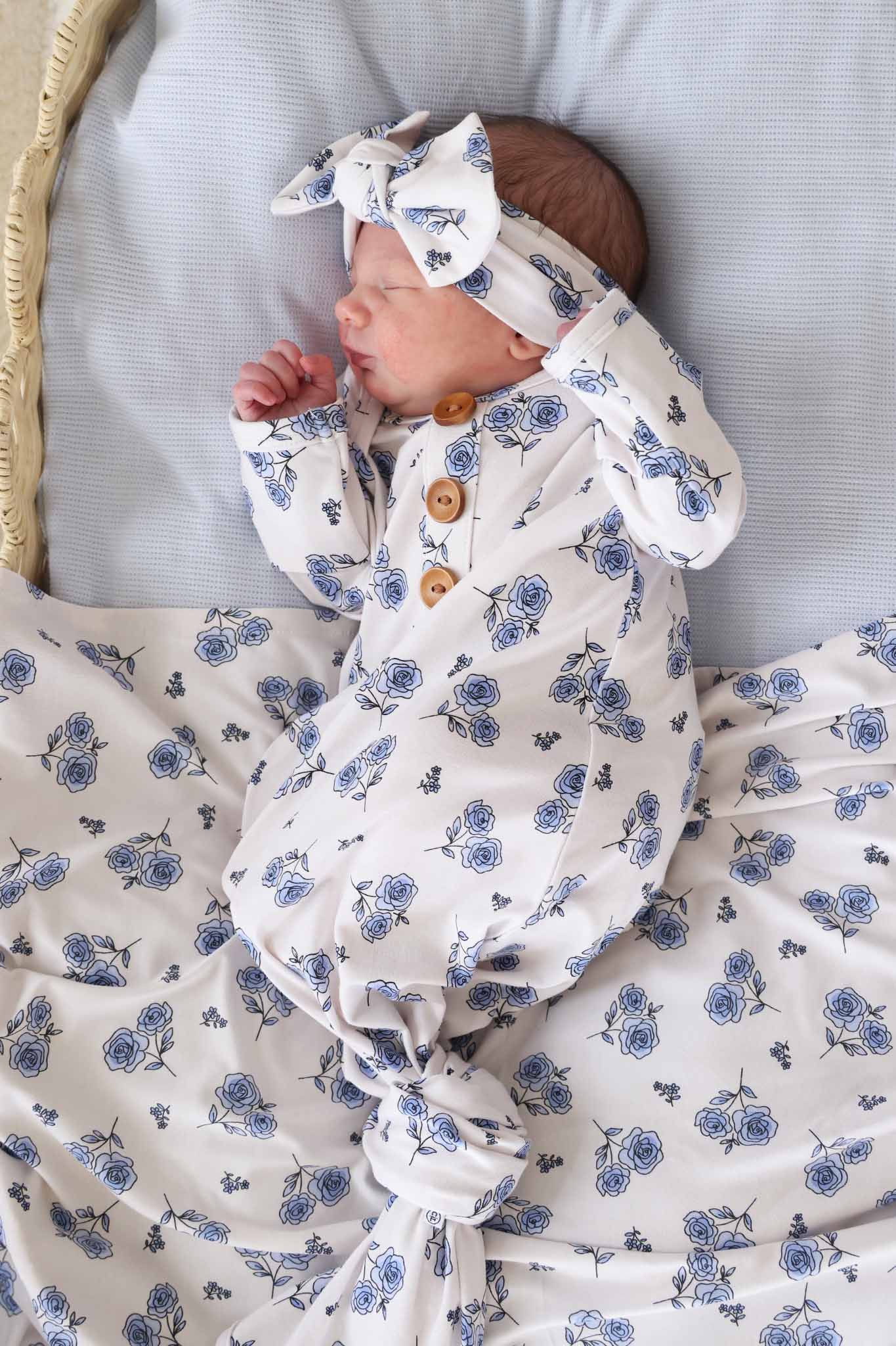 Sapphire Garden Newborn Baby Knot Gown & Hat Set