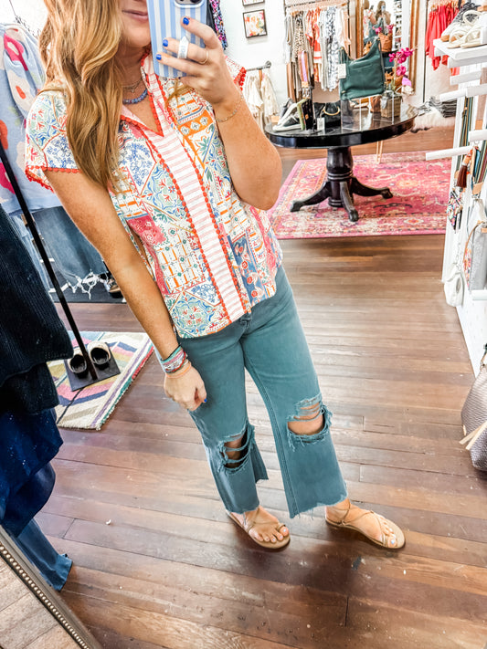 Lucy Crop Flare