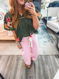 Load image into Gallery viewer, Tay Floral Top
