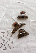 Load image into Gallery viewer, Leopard + Pearl Claw Clip
