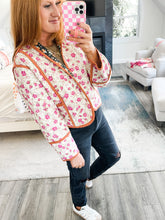 Load image into Gallery viewer, Lucie Floral Jacket
