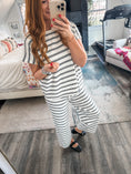 Load image into Gallery viewer, Hadley Striped Set
