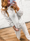 Load image into Gallery viewer, Z Supply Boyfriend Cotton Sweatshirt
