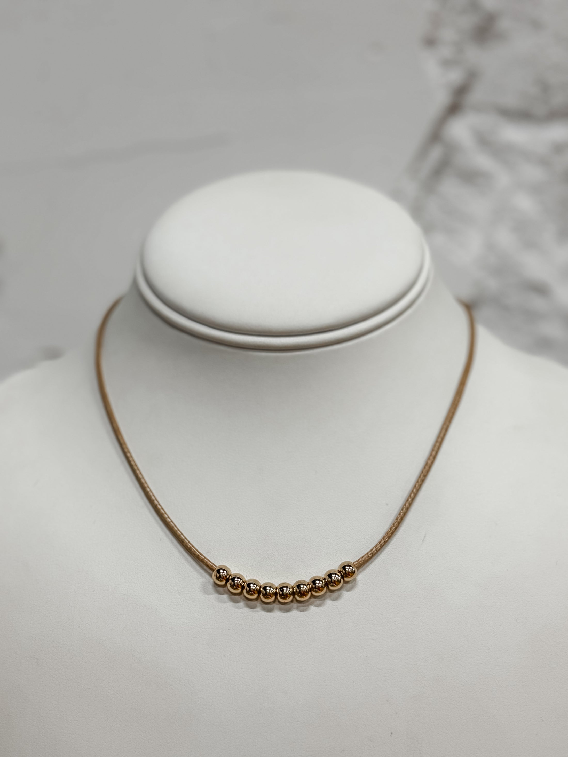 Lush Line Necklace - Nude