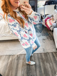 Load image into Gallery viewer, Vintage Ribbon Sweater
