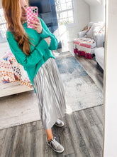 Load image into Gallery viewer, Noel Pleated Skirt - Silver Metalic
