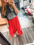 Load image into Gallery viewer, Zebra Graphic Tee
