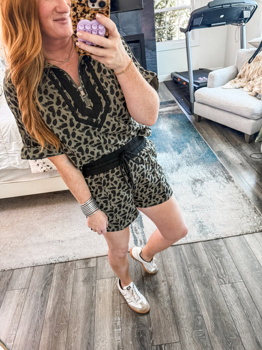 Brynn Leopard Top - Olive