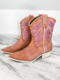 Load image into Gallery viewer, Zahara Camel Boots
