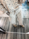Load image into Gallery viewer, Grace Floral Sweatpants
