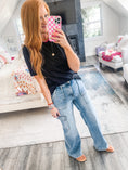 Load image into Gallery viewer, Britt Cargo Pocket Jeans
