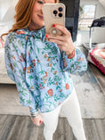 Load image into Gallery viewer, Skylar Floral Top - Blue
