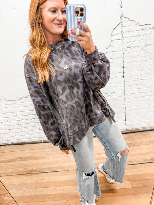 Zane Leopard Pullover