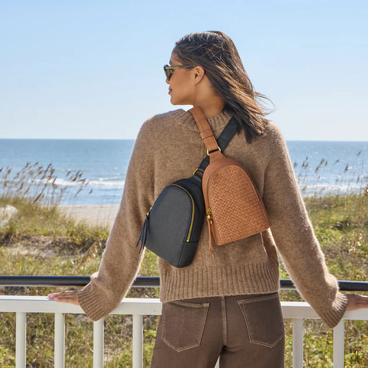 Hobo Fern Sling - Washed Leather Harvest Wheat