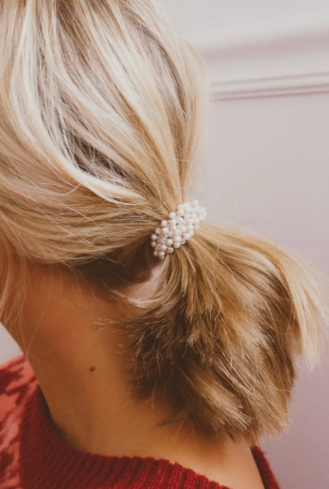 Pearl Hairtie