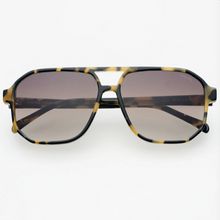 Load image into Gallery viewer, Billie Sunglasses - Tortoise
