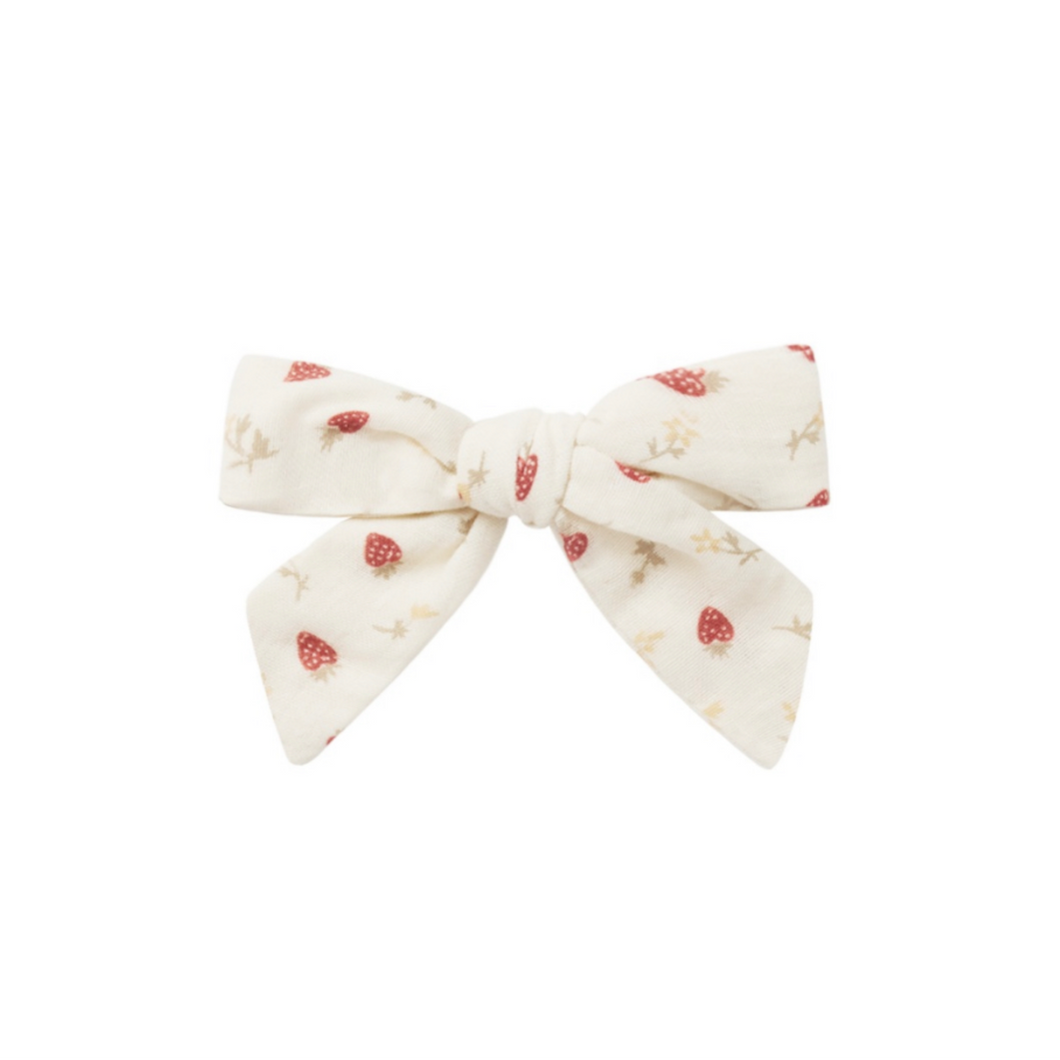 Rylee + Cru Girl Bow || strawberry