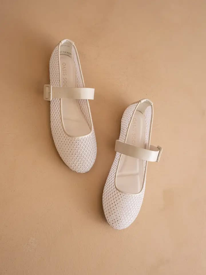 The Gem Mesh Flat