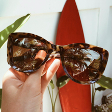 Load image into Gallery viewer, Sofia Sunglasses
